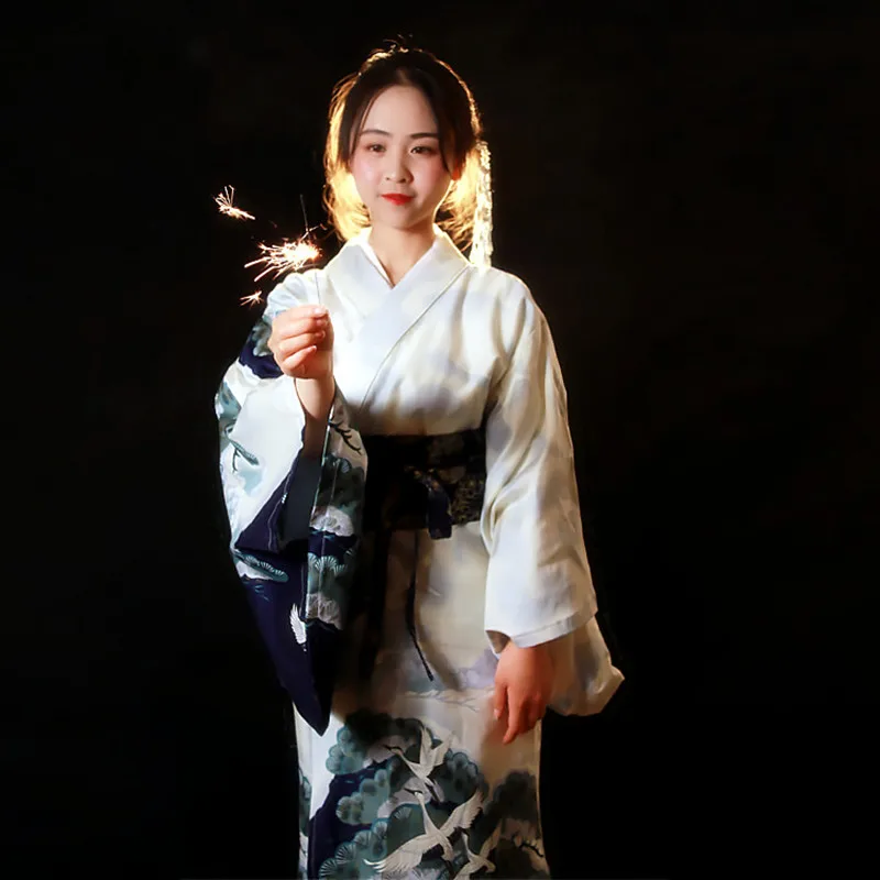 Moterų Japonijos Tradicinių Yukata Retro Krano Spaudinių Japonija Stiliaus Kimono Cosplay Apranga Etapo Rezultatus Suknelė