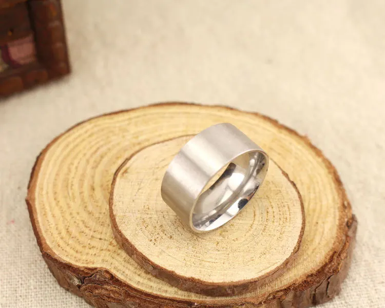 Europos ir Amerikos mados titano plieno paprastas žiedas vyrams apvalus, nerūdijančio plieno papuošalai