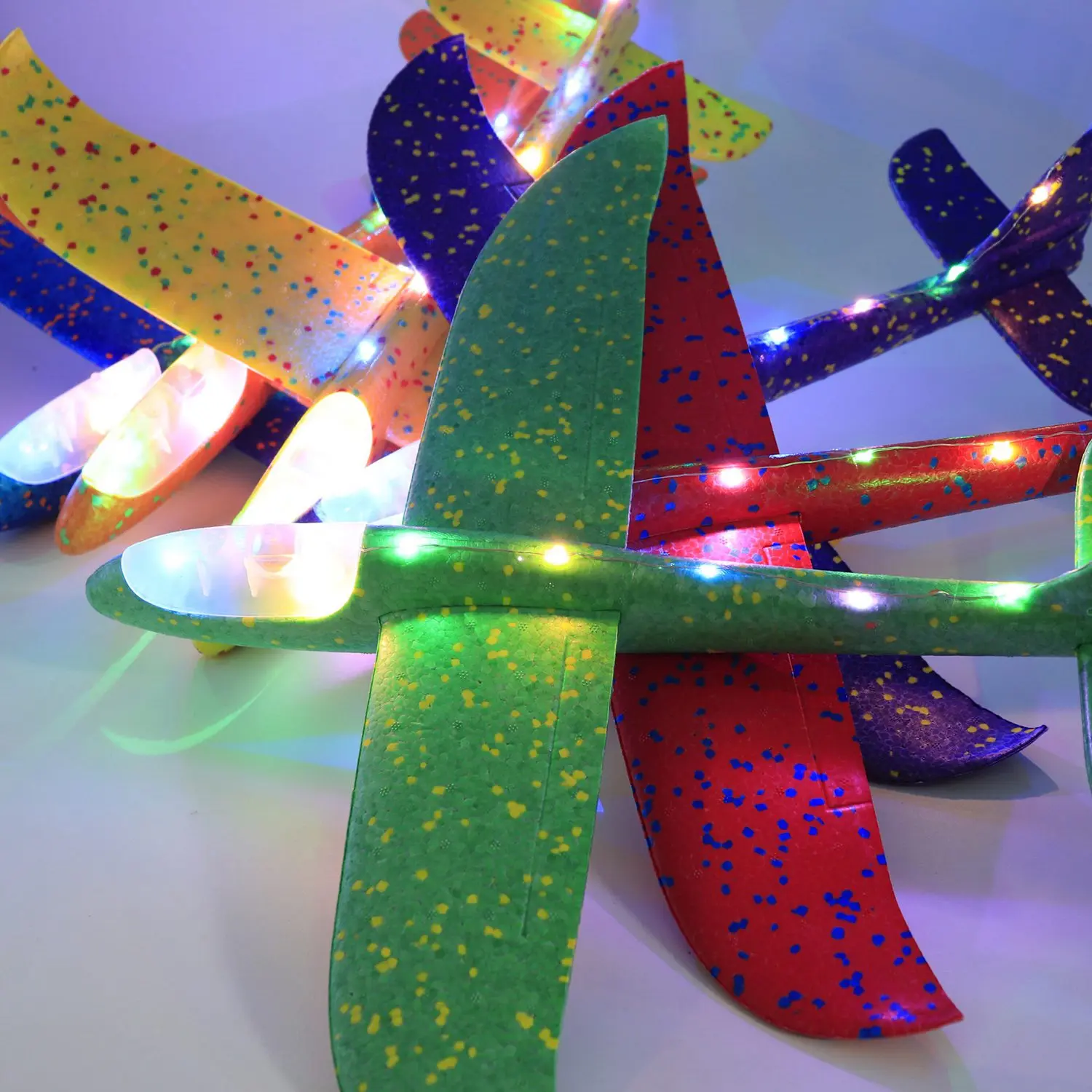 6 VNT. 48cm LED Putų Ranka Mesti Švyti Lėktuvų Žaislus Vaikams, Lauko LED Skrydžio Režimas Sklandytuvas Inercijos Lėktuvų Modelis