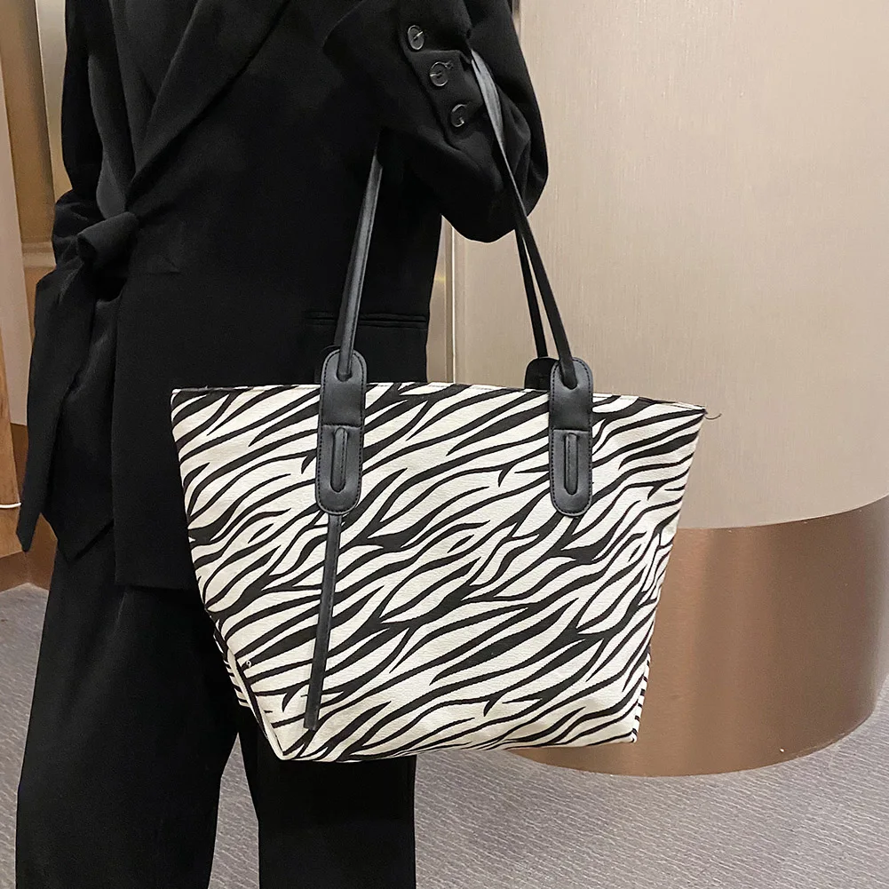 2021 Moterų didelės talpos pečių krepšiai, Retro zebras, leopardas modelis PU odos totalizator krepšiai ponios laukiniai krepšiai sac a main femme