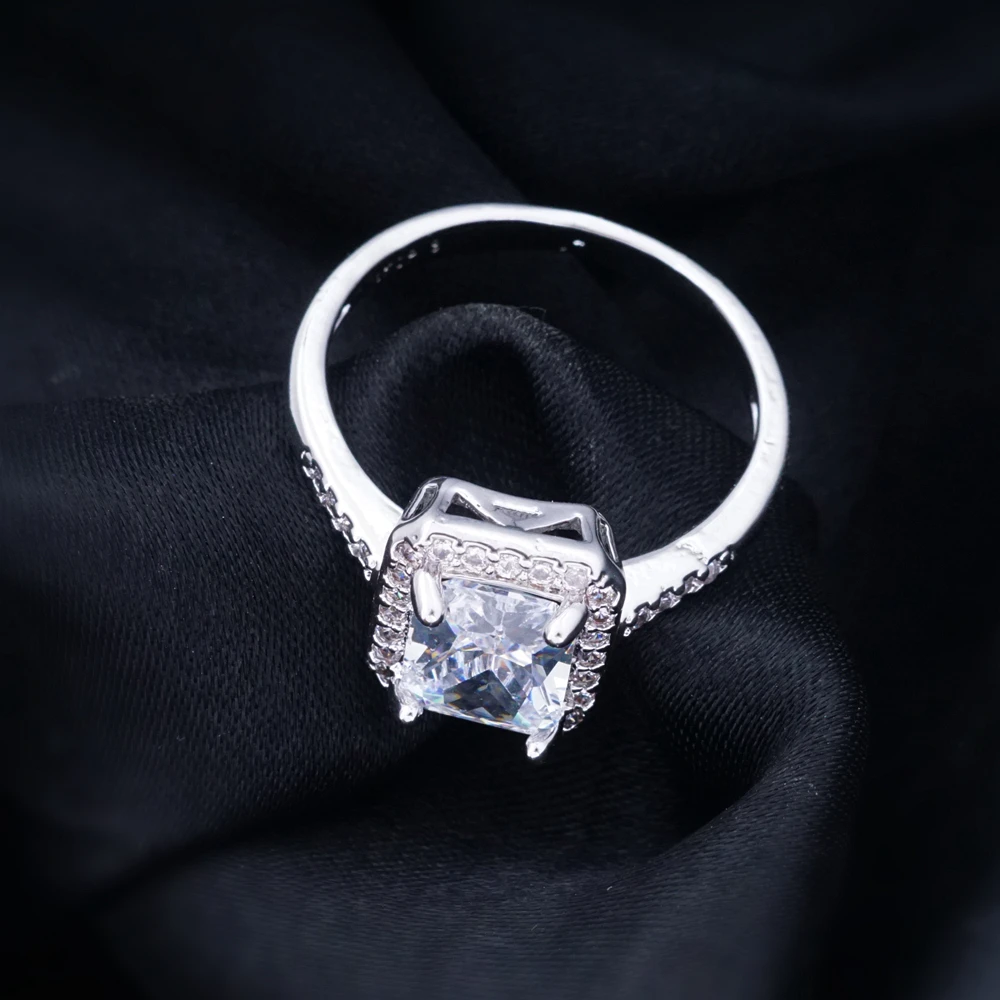 Yunkingdom Klasikinis Aikštėje Vestuvinis Žiedas Didelis Kubinių cirkonio Kristalų Žiedai Moterų Mados Prekės ženklo Dalyvavimą Papuošalai X0040