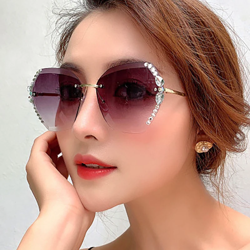 Taškus diamond akiniai nuo saulės 2021 naujos mados daugiakampio formos akiniai nuo saulės moterų asmenybės vandenyno gabalas gradiento spalvos atspalvių akiniai