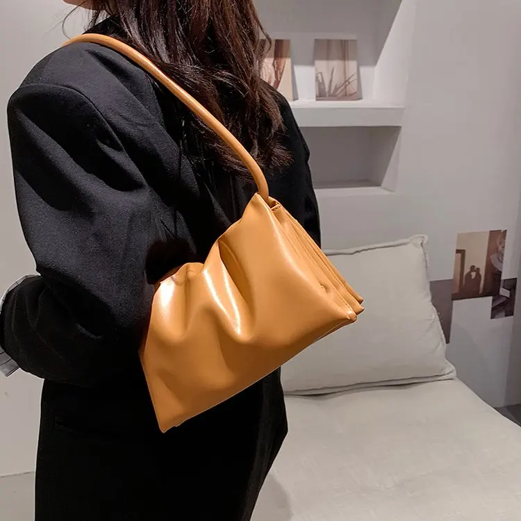 Prabangos Prekės vientisos spalvos Nešti Pažastų maišelį 2021 m. Pavasarį Naujas Aukštos kokybės PU Oda Moterų Dizaineris Rankinės Kelionės Pečių Krepšiai