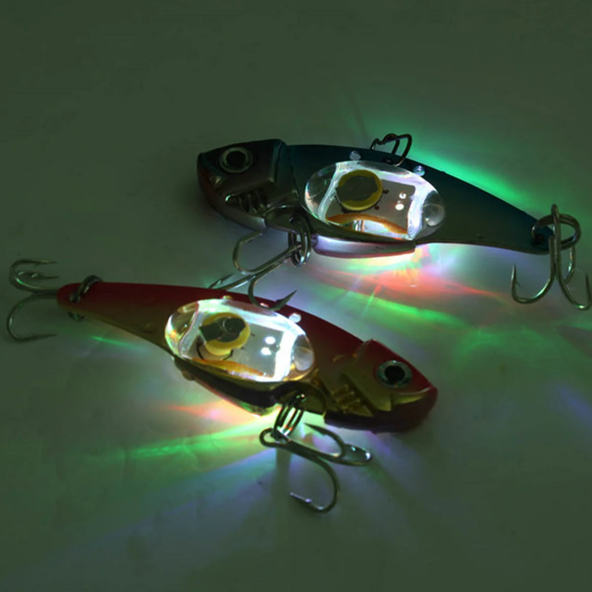 Mini LED Šviesos Žvejybos Masalas Šviečiamojo Realus Žuvies Formos Žvejybos Masalas Giliai Lašas po vandeniu Dirbtinis Žvejybos Reikmenys