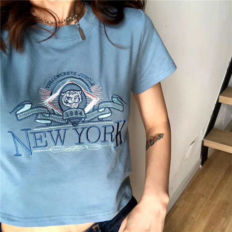 Derliaus Pasėlių Viršų trumpomis Rankovėmis Tees New York Laišką Siuvinėjimo Tigras Liesas Modelis Mados T-Shirt Vasaros 2021 moteriški Drabužiai